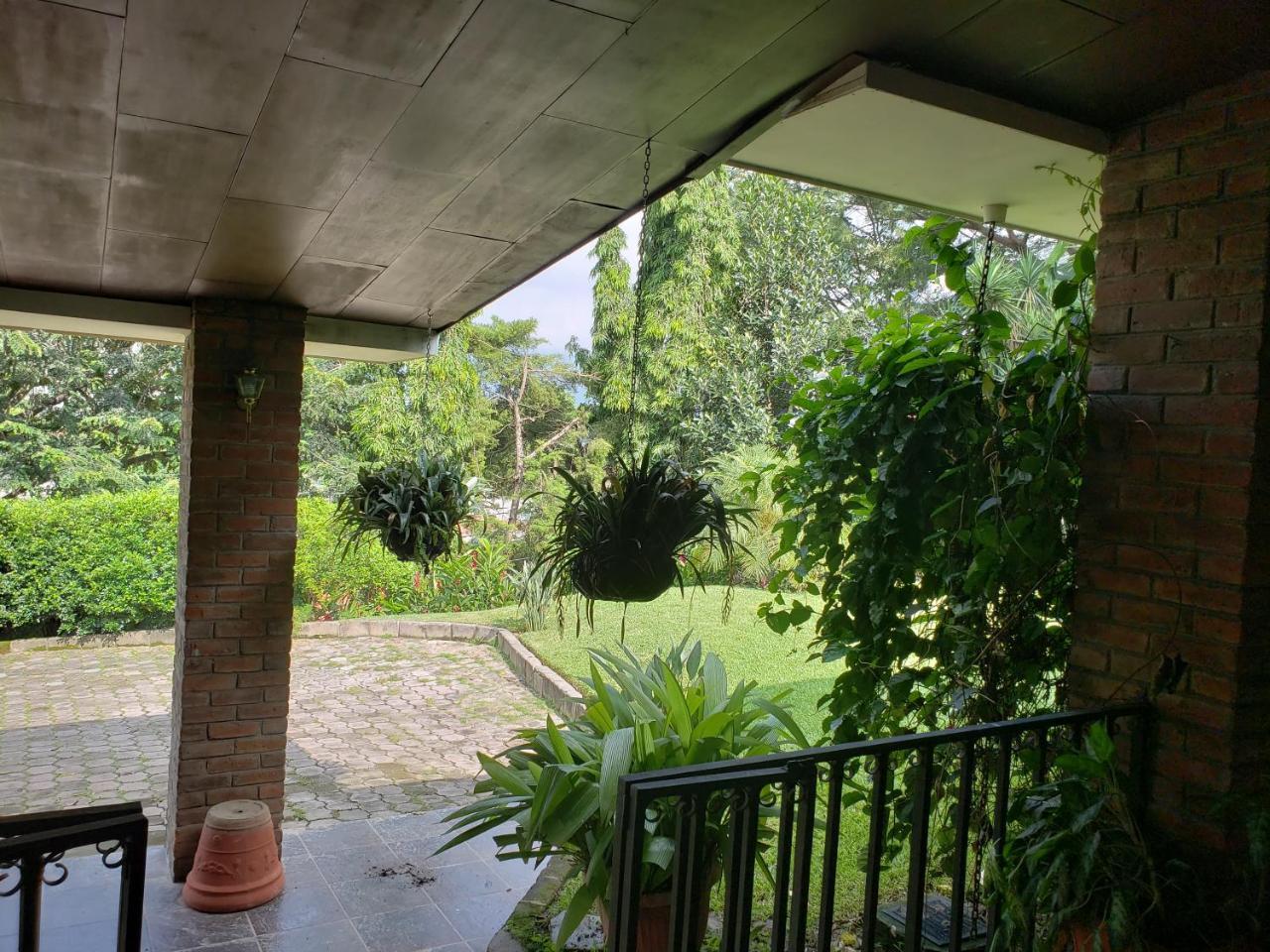 Domus Hotel San Salvador Esterno foto