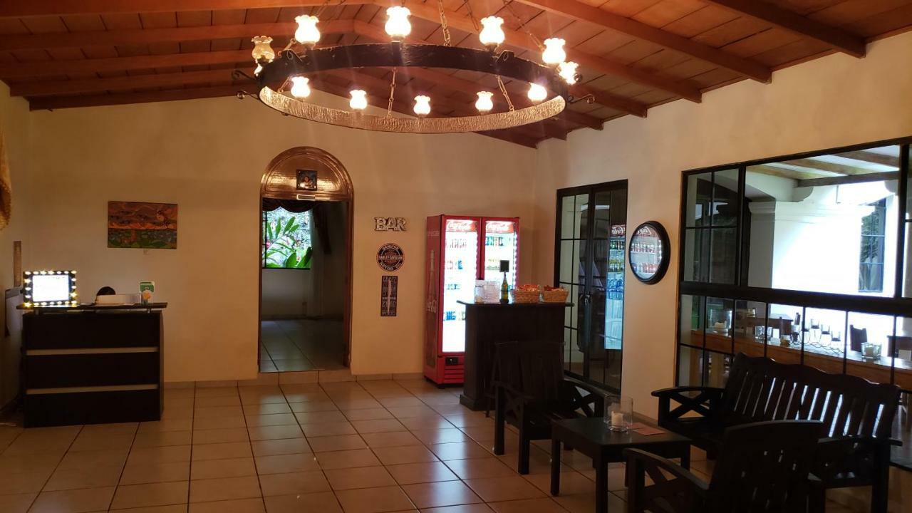 Domus Hotel San Salvador Esterno foto